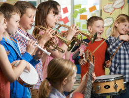 Les bienfaits des activités musicales dans le développement des enfants en garderie